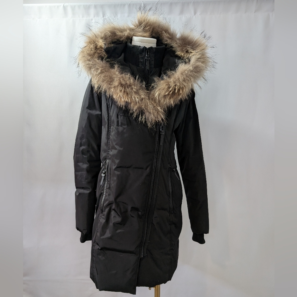 Women's Black Fur-Trimmed Parka